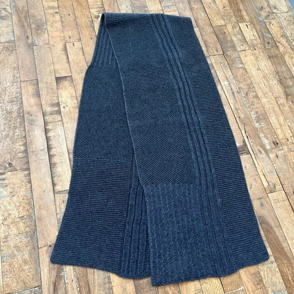 Calibrate One Size Gray Knitted Scarf Wool Blend
